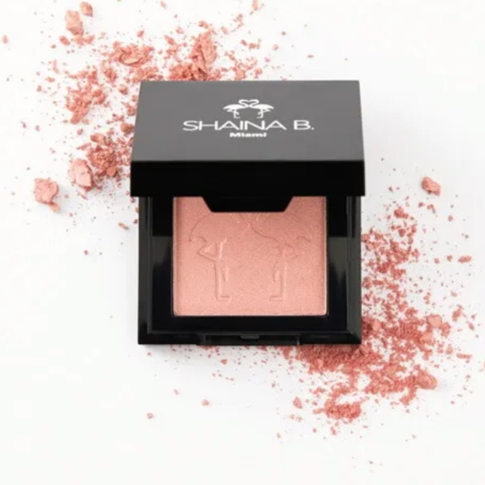 New! Shaina b Miami guava glow highlighter